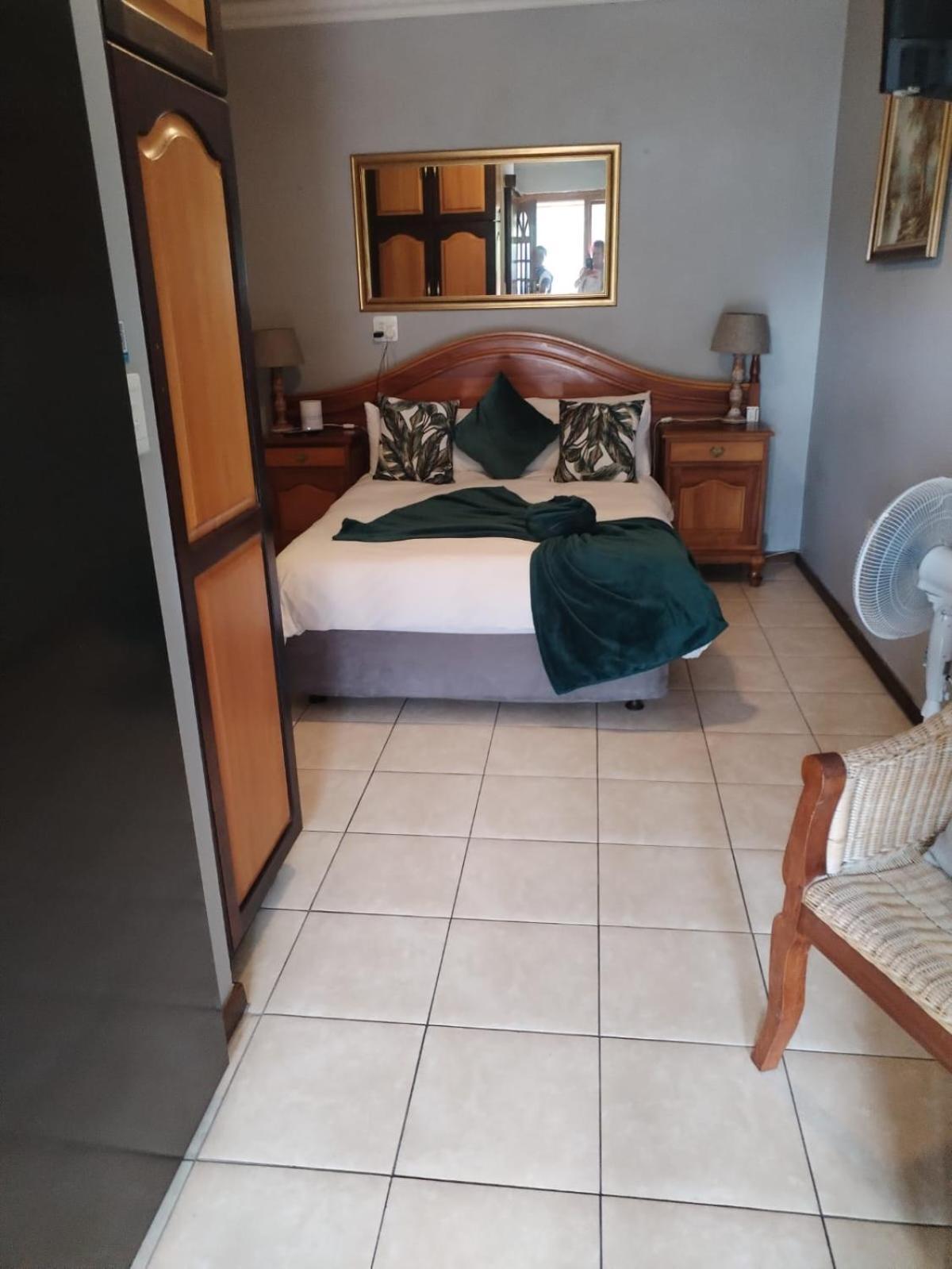 Lagoon Breeze Guest House Knysna Exterior photo